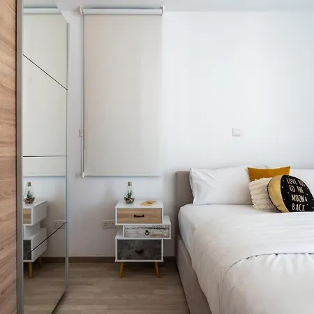 Flair - 1-bedroom & Balcony In