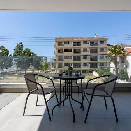 Flair - 1-bedroom & Balcony In Apartman Lárnaka