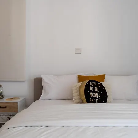 Flair - 1-bedroom & Balcony In * Larnaca