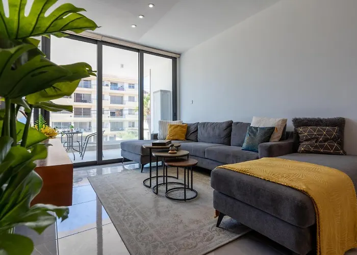 Апартаменты Flair - 1-bedroom & Balcony In *