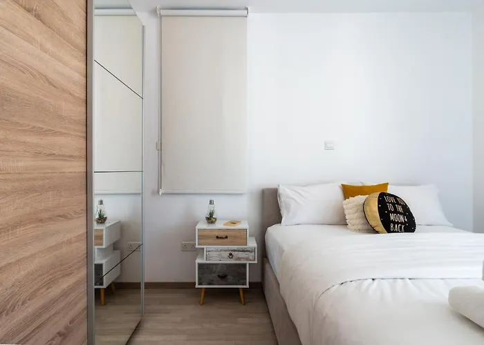 Flair - 1-bedroom & Balcony In