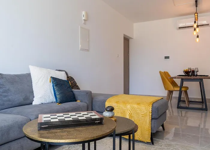 Flair - 1-bedroom & Balcony In