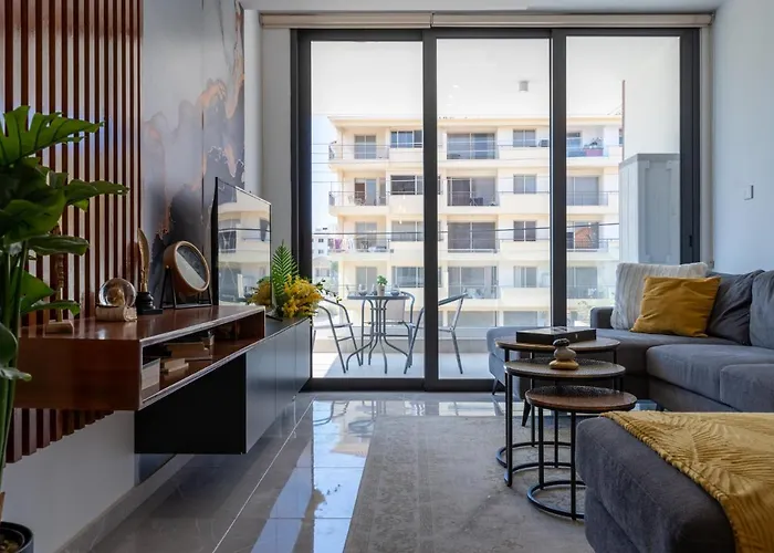 Апартаменты Flair - 1-bedroom & Balcony In Ларнака